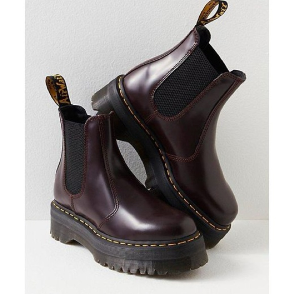 Dr. Martens Women's Chunky Chelsea Boots in Oxblood